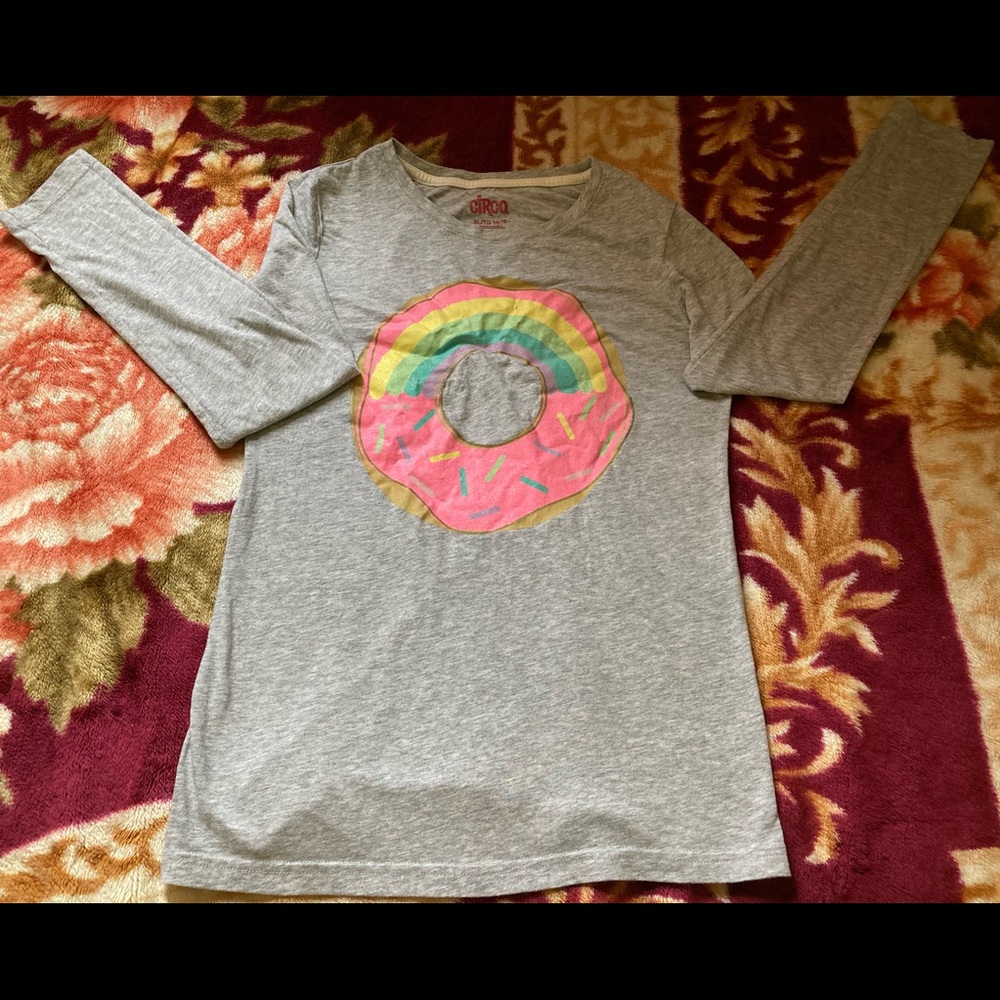 Teenage Girl long-sleeve shirt